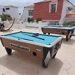 דירה Greatly Located With Heated Pool, Cristianos לוס כריסטיאנוס