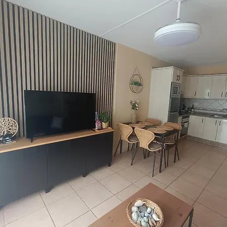 Greatly Located With Heated Pool, Cristianos * Los Cristianos (Tenerife)