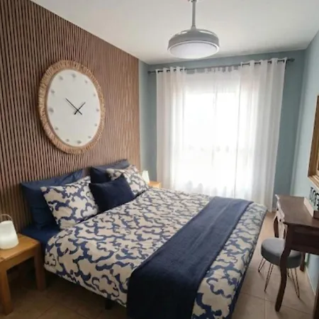 Greatly Located With Heated Pool, Cristianos *