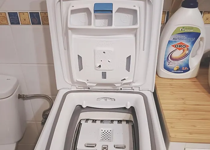 Greatly Located With Heated Pool, Cristianos