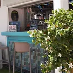 Greatly Located With Heated Pool, Cristianos *