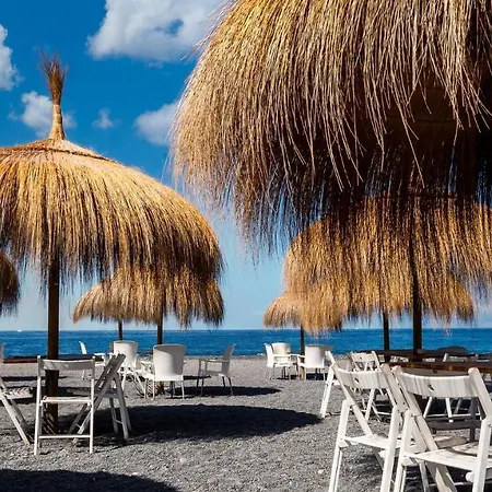 Greatly Located With Heated Pool, Cristianos Apartament Los Cristianos (Tenerife)