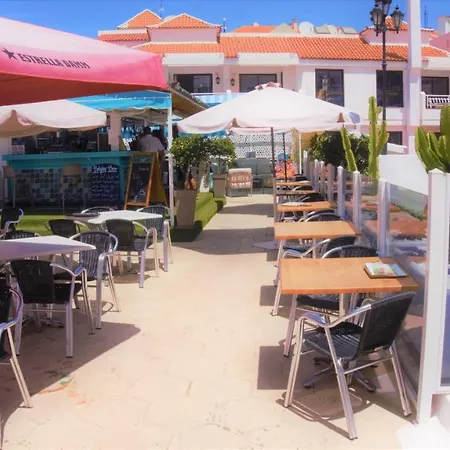 Greatly Located With Heated Pool, Cristianos *
