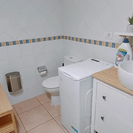 Greatly Located With Heated Pool, Cristianos Apartament Los Cristianos (Tenerife)