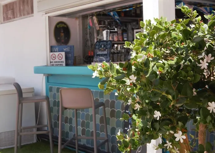 Greatly Located With Heated Pool, Cristianos *