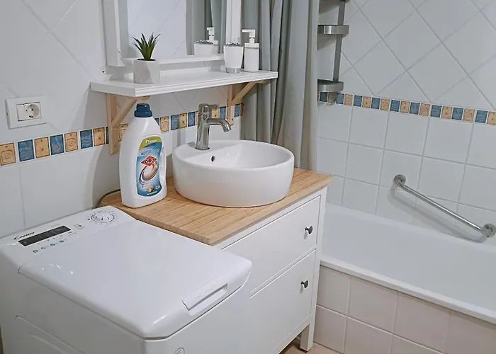 Greatly Located With Heated Pool, Cristianos * Los Cristianos (Tenerife)