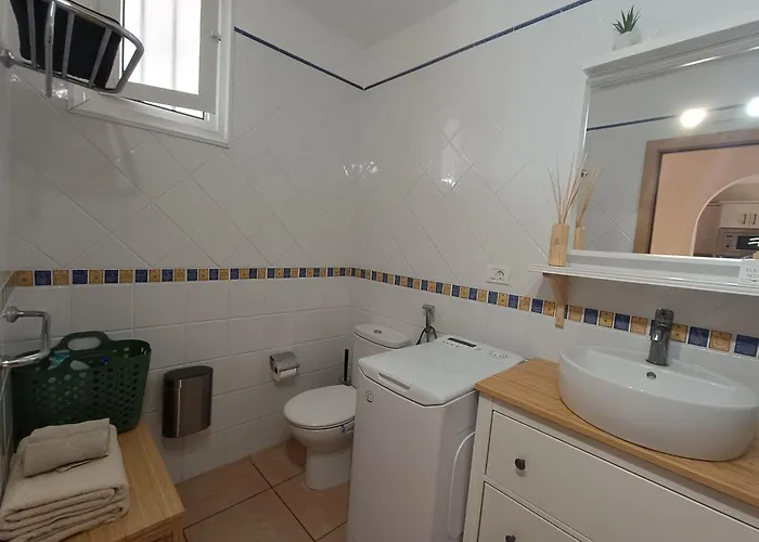 Greatly Located With Heated Pool, Cristianos * Los Cristianos (Tenerife)